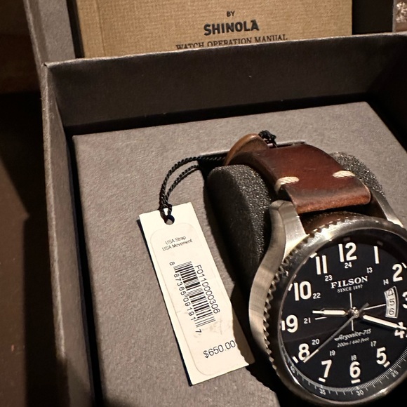 Used/Excellent Condition Filson/Shinola Argonite 715 - Lifetime Warranty (Rare) - Picture 3 of 7